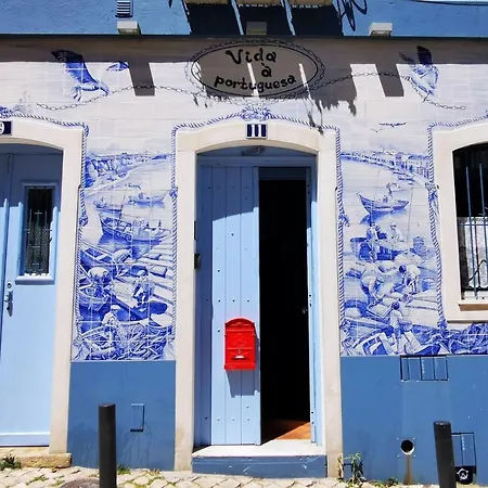 'sardinha' Charming Portuguese Style For Rent 'vida A Portuguesa' Local