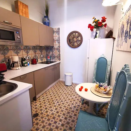 Apartment 'sardinha' Charming Portuguese Style For Rent 'vida A Portuguesa' Local